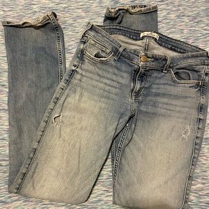 Hollister Jeans.